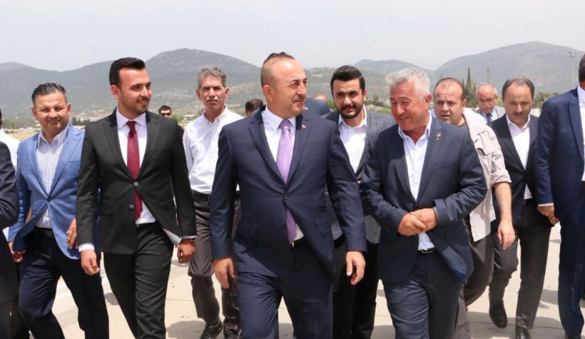 Dışişleri Bakanı Gazipaşa'da taziye ziyaretinde bulundu