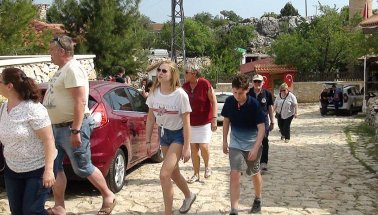 Tarihi Sarıhacılar Köyü'ne, 100 Bin Turist Bekliyor