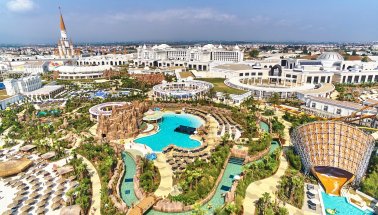 Türkiye'nin En Büyük Eğlence Merkezi The Land Of Legends Antalya'da Açıldı