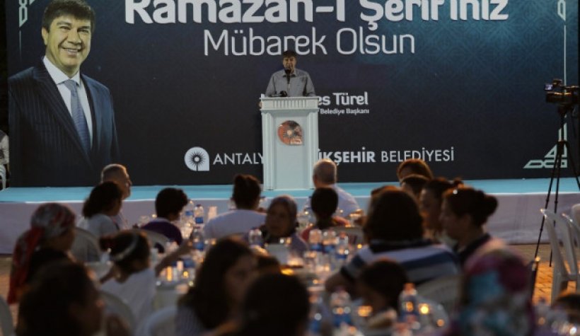 Türel: Çağdaş ülkelerdeki hizmetler Antalya'da