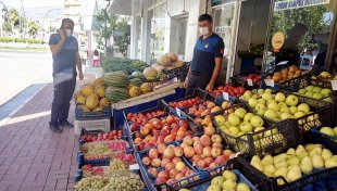 Gazi̇pasa Beledi̇yesi̇ Zabita Eki̇pleri̇'nden Kaldirim isgali̇ Deneti̇mi̇