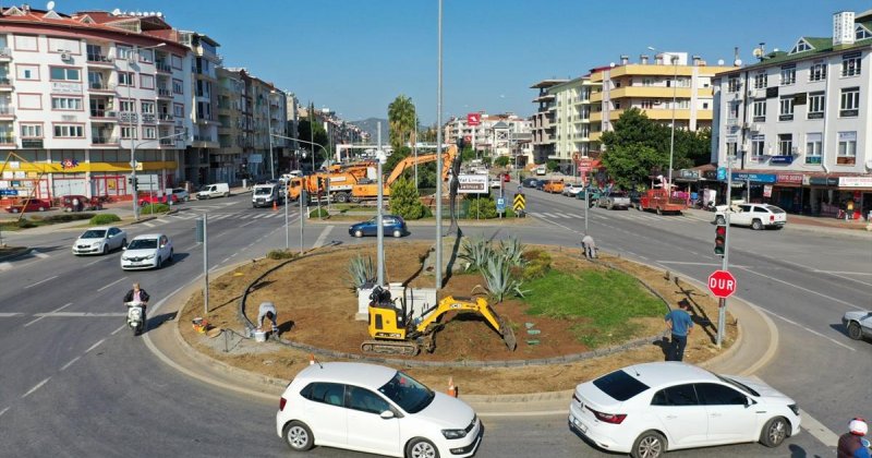 Refuj Ve Kavsaklar ci̇ceklerle Suslenecek