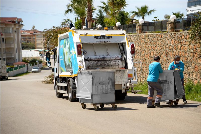 Alanya belediyesi’nden çöp toplama saatine ramazan düzenlemesi