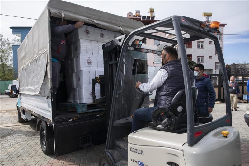 Alanya belediyesi ramazan bereket paketlerinin dağıtımına başladı