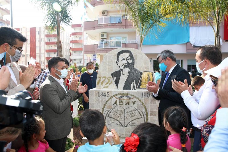 Abay kunanbayoğlu parkı düzenlenen törenle hizmete açıldı