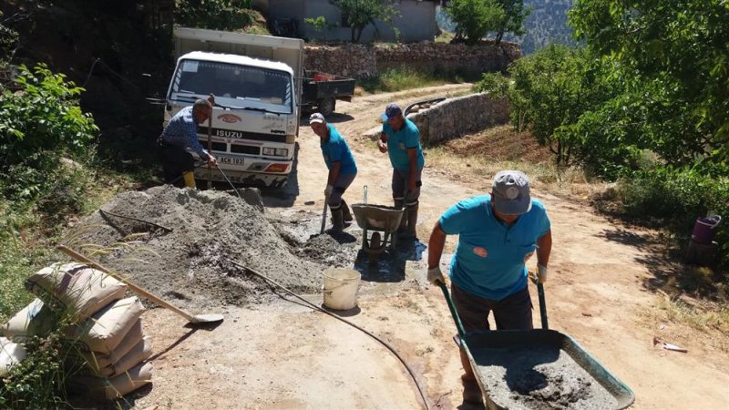 Alanya belediyesi, engelli vatandaş için yaylada beton yol yaptı