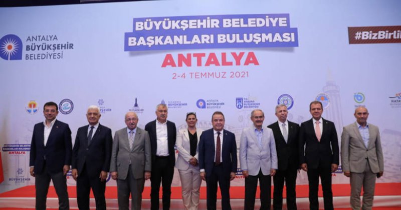 Cumhuriyet Halk Partili Belediye Başkanları Antalya’da Buluştu