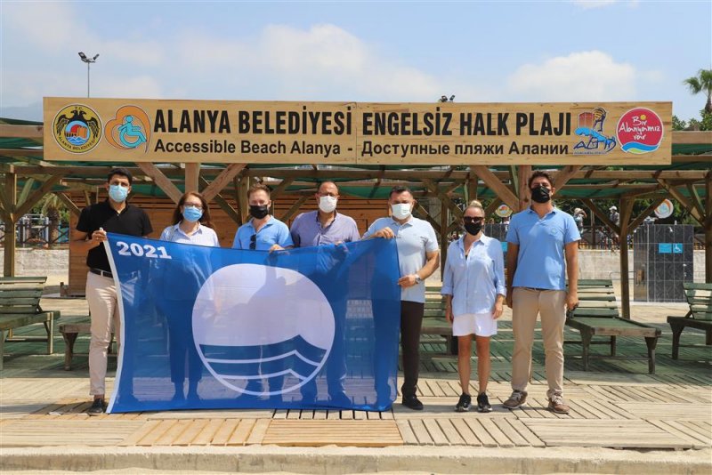 Alanya belediyesi engelsiz halk plajı’na mavi bayrak ödülü