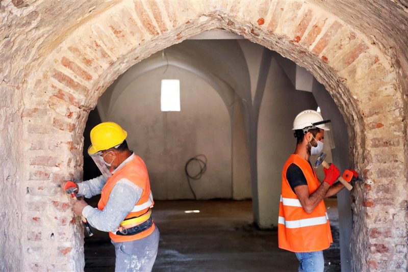Alanya belediyesi ödüle doymuyor tarihi bedesten yapısı restorasyon çalışmasıyla ödül aldı