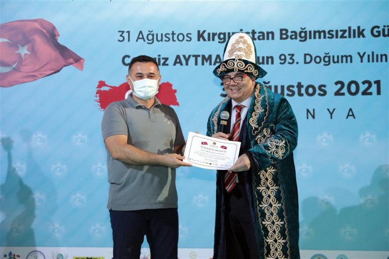 Kırgızistan’ın 30. bağımsızlık yıl dönümü kutlandı