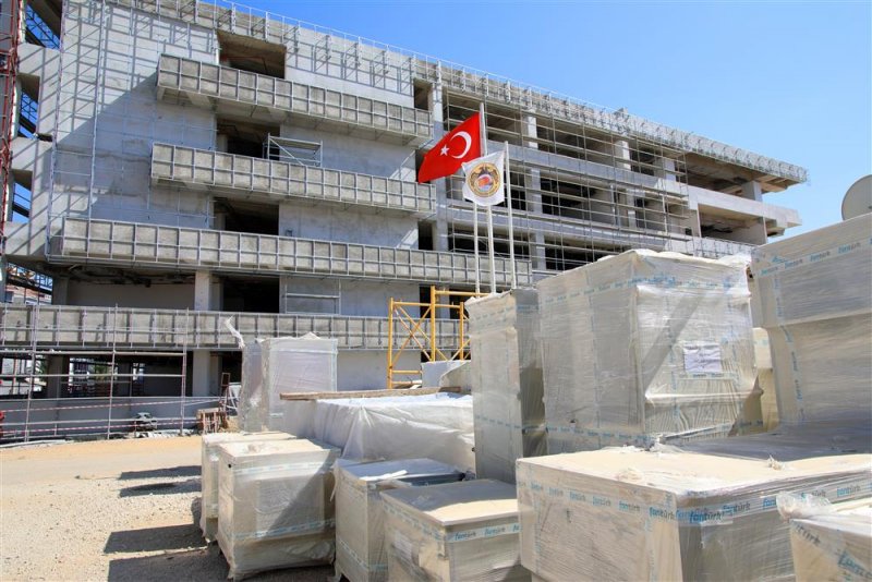Yeni belediye binası gün sayıyor başkan yücel: “gelecek yıl içinde yeni belediye binasında hizmet vermeye başlayacağız”
