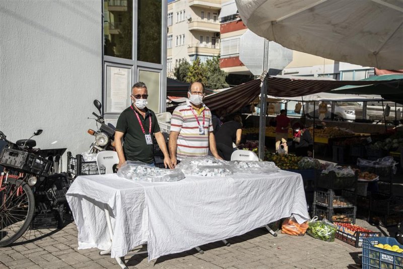 Alanya belediyesi mevlit kandili öncesi 38 camide lokum dağıttı
