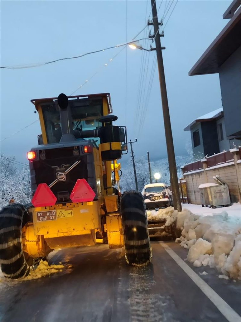 Güzelbağ’da alanya belediyesi’nden hummalı çalışma