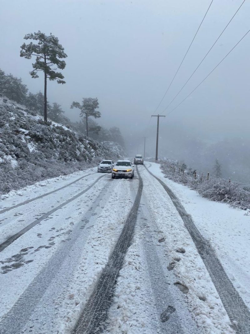 Kardan mahsur kalan vatandaşların imdadına alanya belediyesi yetişti