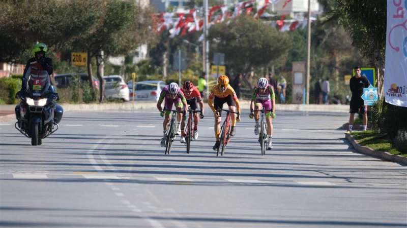 Grand prıx alanya uluslararası yol bisikleti yarışı yapıldı