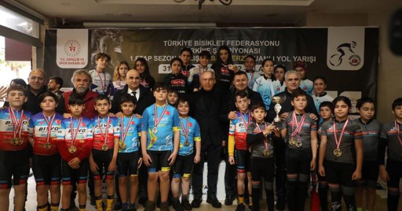 Türkiye şampiyonası 1. etap hasan terzi bisiklet puanlı yol yarışı  sona erdi