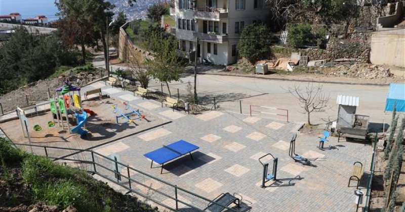 Alanya belediyesi’nden bektaş mahallesi’ne yeni çocuk parkı