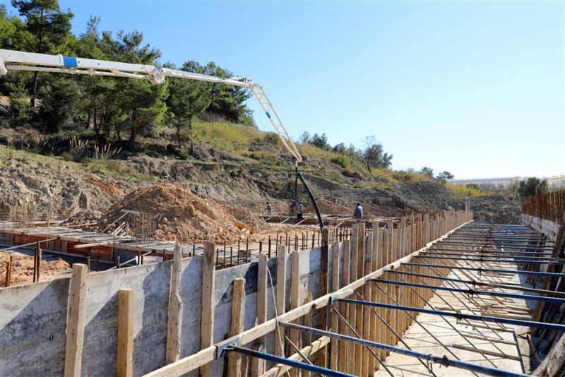 Alanya’nın suyu alaiye su fabrikası hızla yükseliyor