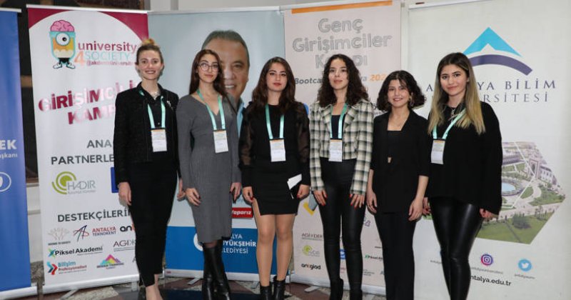 Antalya Genç Girişimciler Kampı Başladı