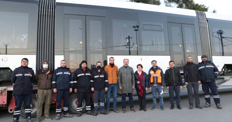 Başkan Böcek’in Ihalesini Yaptığı Yeni Vagonlar Geliyor     3. Etap Raylı Sistem Hattı Daha Hızlı Ulaşım Sağlayacak