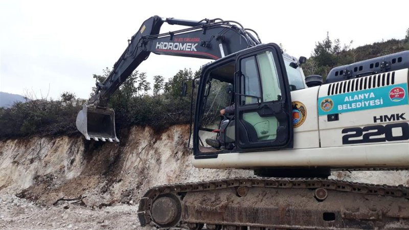 Kızılcaşehir ile obaalacami mahallesi arasında yeni bağlantı yolu