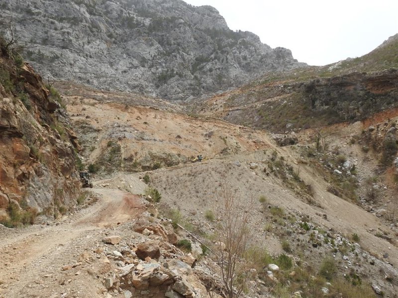 Alanya belediyesi’nden yayla yollarına bakım onarım çalışması