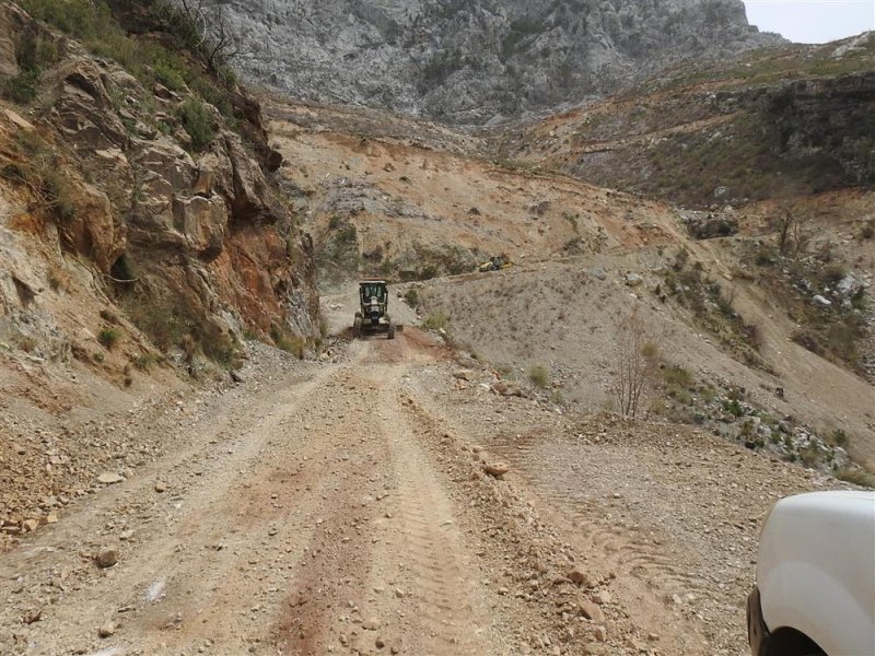 Alanya belediyesi’nden yayla yollarına bakım onarım çalışması