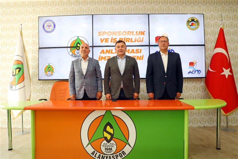 Başkan yücel’den alanyaspor’a büyük destek bazı sahil büfelerinin işletme hakkı alanyaspor’a devredildi