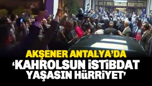 Meral Akşener'e Antalya'da coşkulu karşılama