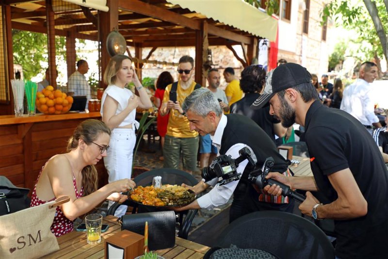 10 ülkeden gelen fenomenler alanya’yı tanıtıyor