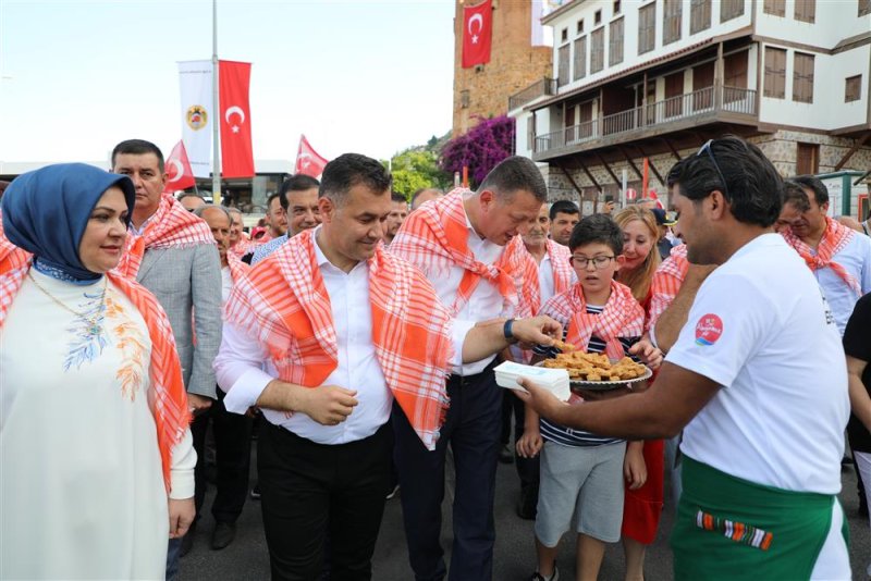 20. alanya uluslararası turizm ve sanat festivali başladı