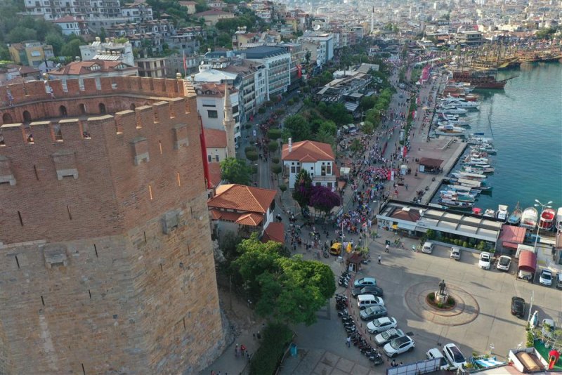 20. alanya uluslararası turizm ve sanat festivali başladı