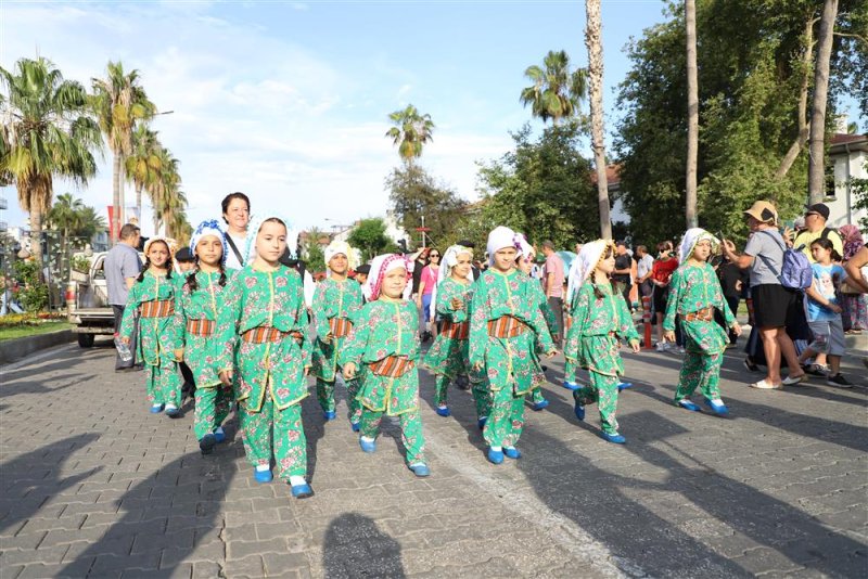 20. alanya uluslararası turizm ve sanat festivali başladı