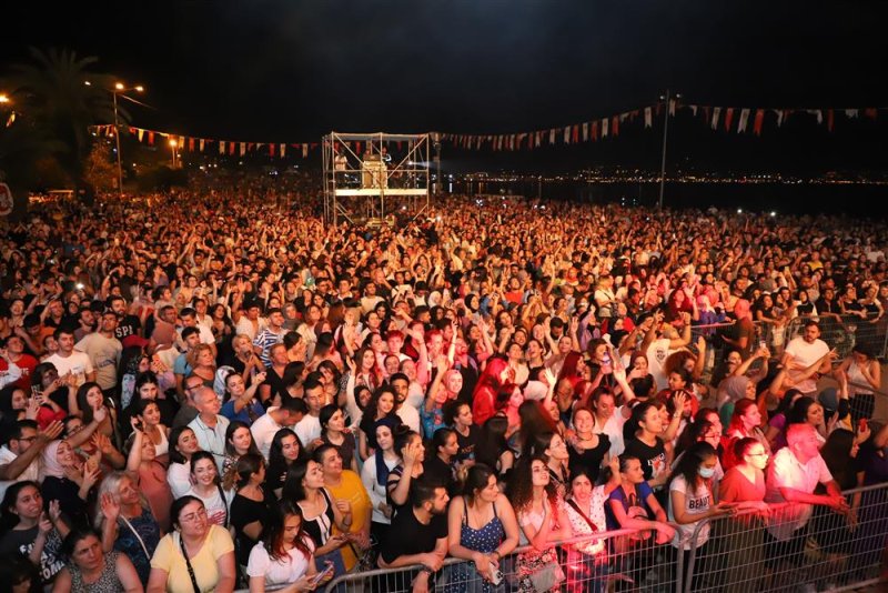 20. alanya uluslararası turizm ve sanat festivali’ne fettah can damgası