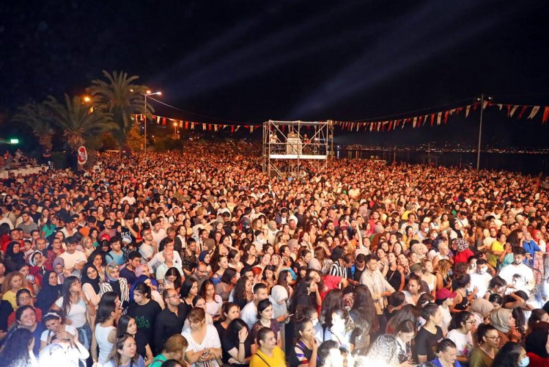 20. alanya uluslararası turizm ve sanat festivali’ne fettah can damgası