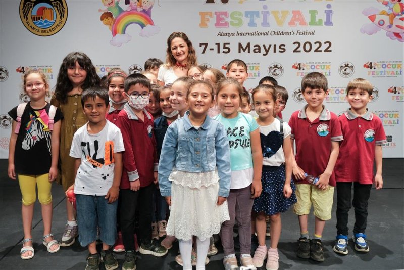4. alanya uluslarası çocuk festivali sona erdi