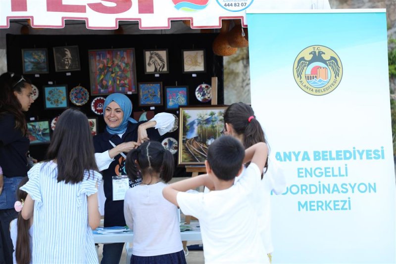 Alanya belediyesi’nden engelleri kaldıran festival