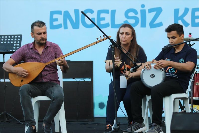 Alanya belediyesi’nden engelleri kaldıran festival