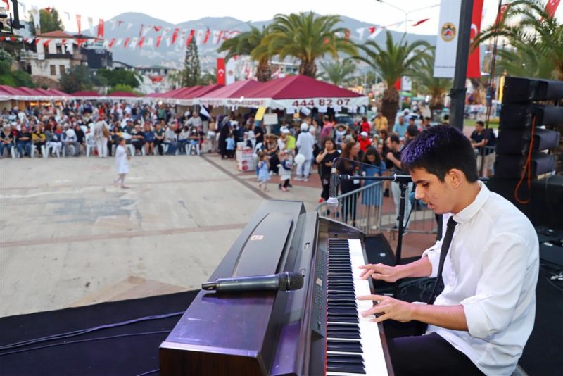 Alanya belediyesi’nden engelleri kaldıran festival