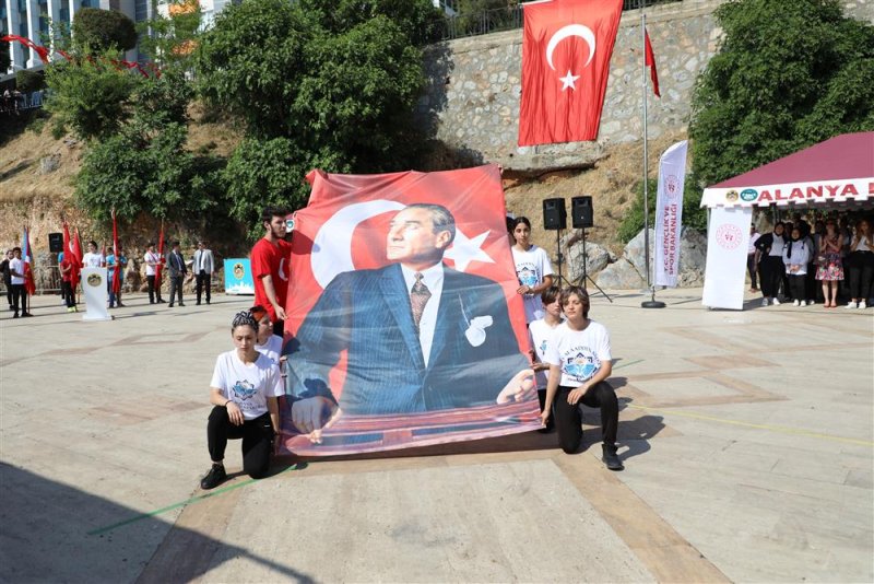 Alanya’da 19 mayıs coşkusu