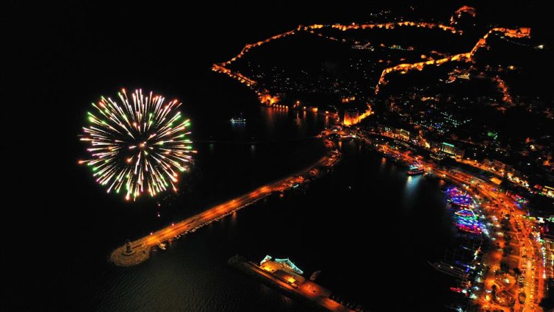 Alanya gençliğine muhteşem 19 mayıs hediyesi