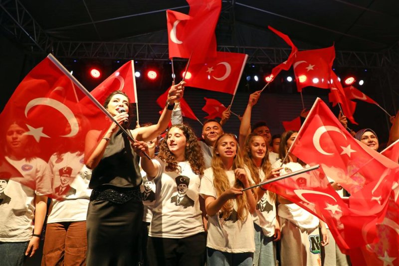 Alanya gençliğine muhteşem 19 mayıs hediyesi