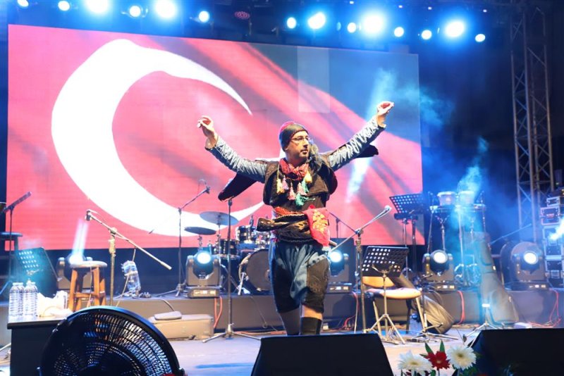 Alanya gençliğine muhteşem 19 mayıs hediyesi
