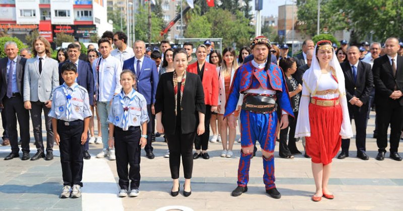 Büyükşehir Belediyesi 19 Mayıs’ı Törenle Kutladı