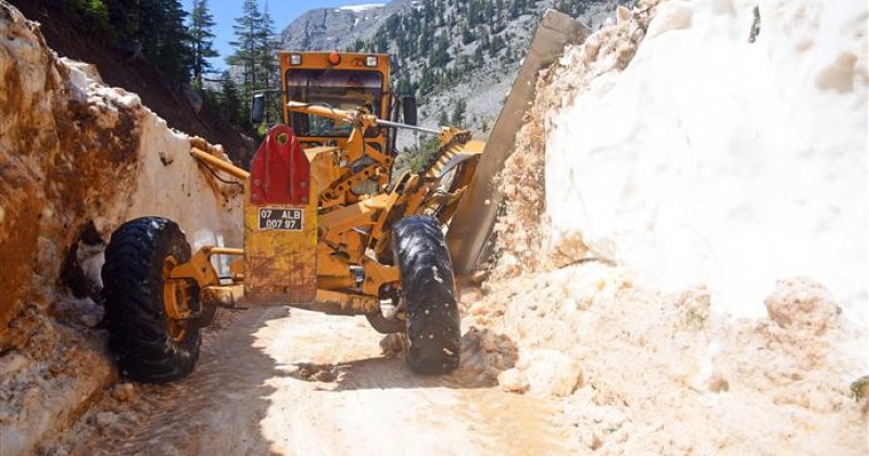 Gökbel ve çökele yayla yolu ulaşıma açıldı