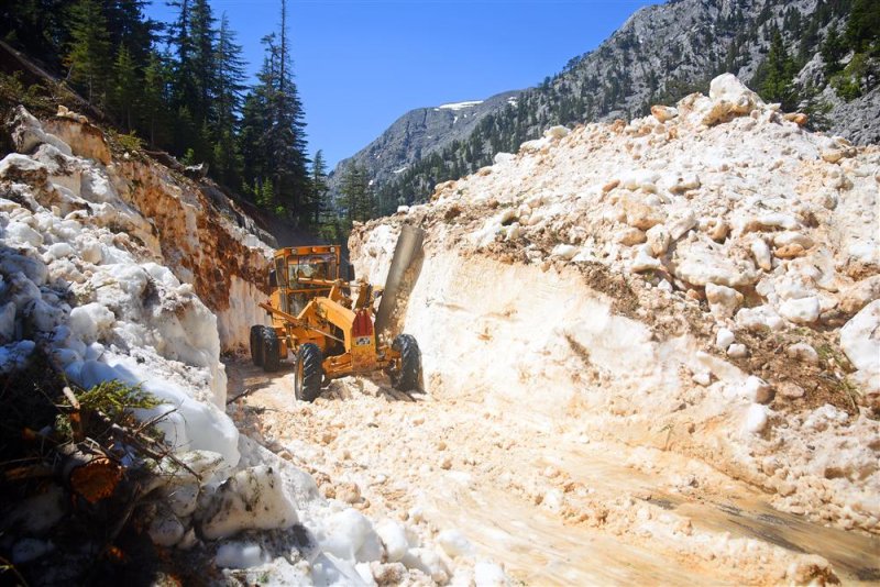 Gökbel ve çökele yayla yolu ulaşıma açıldı