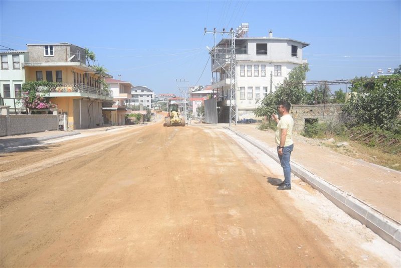 Alanya belediyesi’nden önce altyapı sonra sıcak asfalt