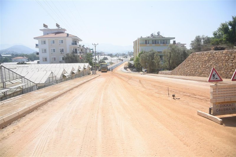 Alanya belediyesi’nden önce altyapı sonra sıcak asfalt