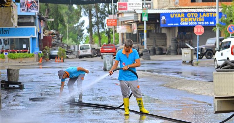 Alanya belediyesi’nden sanayide hafta sonu temizliği