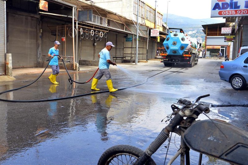Alanya belediyesi’nden sanayide hafta sonu temizliği